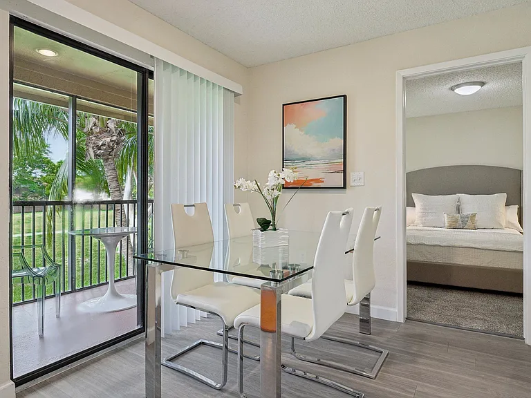 Vista Lago at the Hammocks — Photo 9