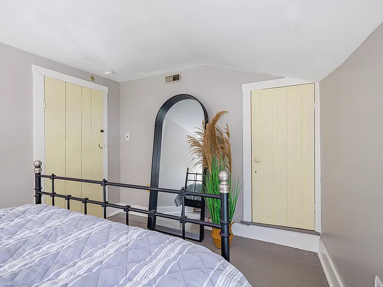 209 George St — Photo 26