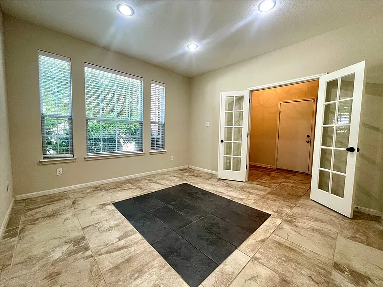 20625 Farm Pond Ln — Photo 7
