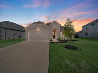 831 Cavalcade Dr, Ferris, TX 75125