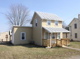 208 N School St, Williamsport, OH 43164
