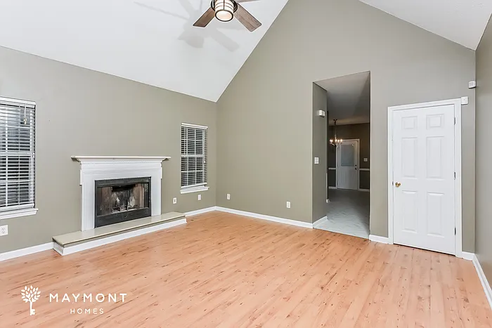 141 Parklane Pl — Photo 4