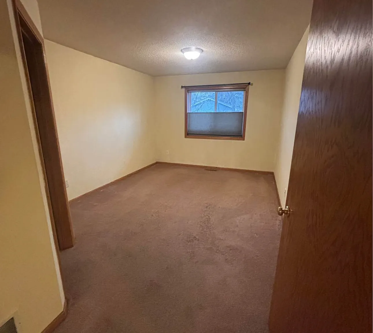 3 bed, 1614 sqft, $1,995 — Photo 4