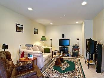 4th image of 29 Ethel Ln #4