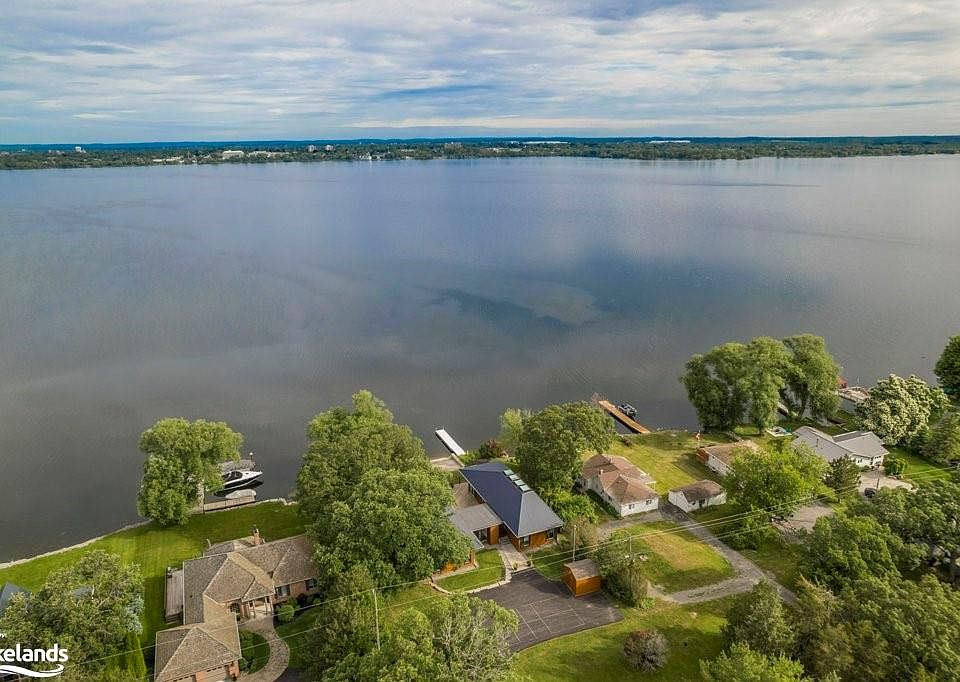131 Peats Point Rd, Prince Edward County, ON K8N 4Z7 MLS 40470111