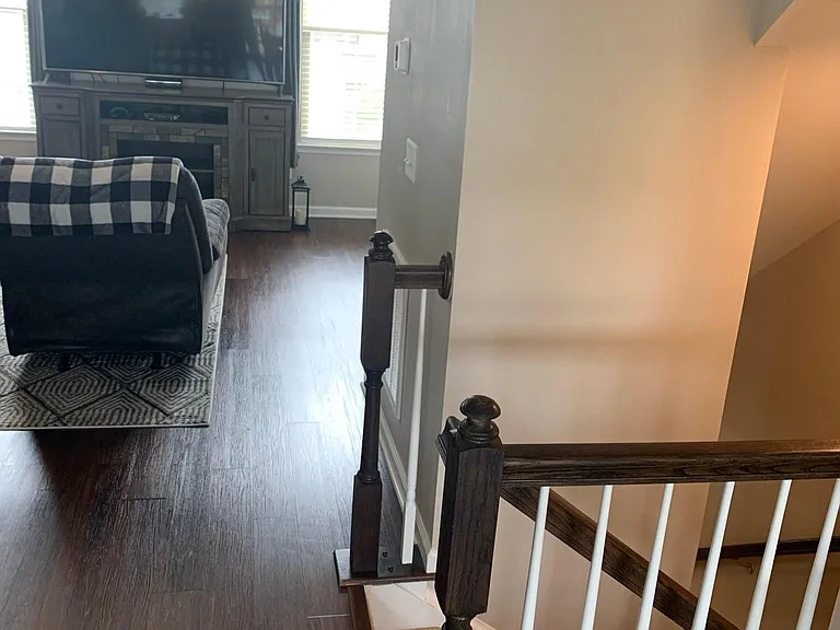 2044 Ackerman Hill Dr — Photo 7