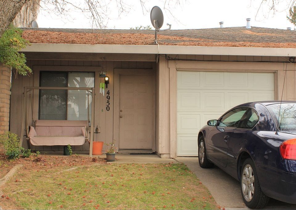2nd image of 4948 Saddlerock Way