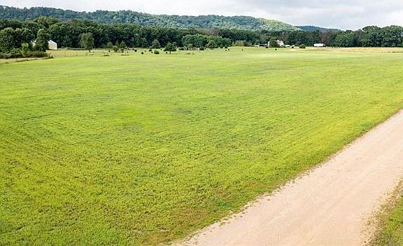 3rd image of 8.46 Acres Coon Rock Road