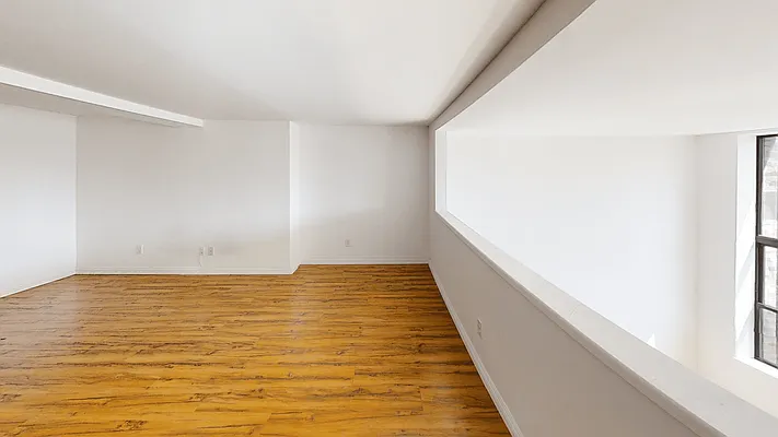 Rented by Modern Spaces | media 5