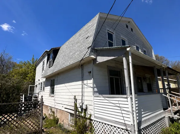 149 N Center St, Mount Carmel, PA 17851
