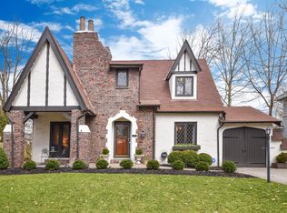3832 Country Club Pl, Cincinnati, OH 45208