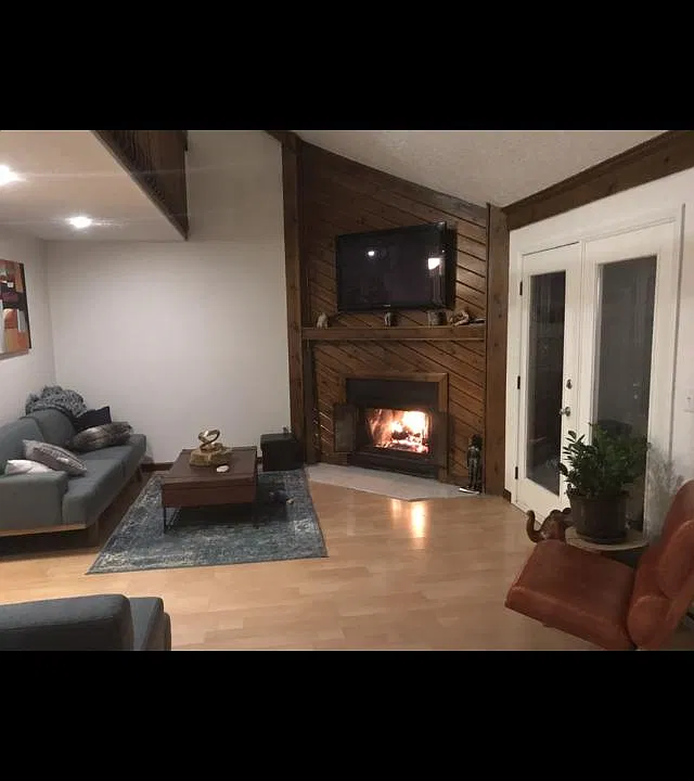 7737 Deer Creek Dr