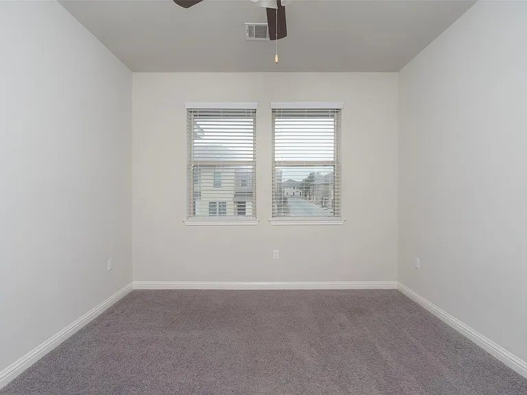 13800 Lyndhurst St #191 — Photo 13