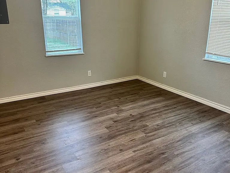 1713 NW Irwin Ave — Photo 20