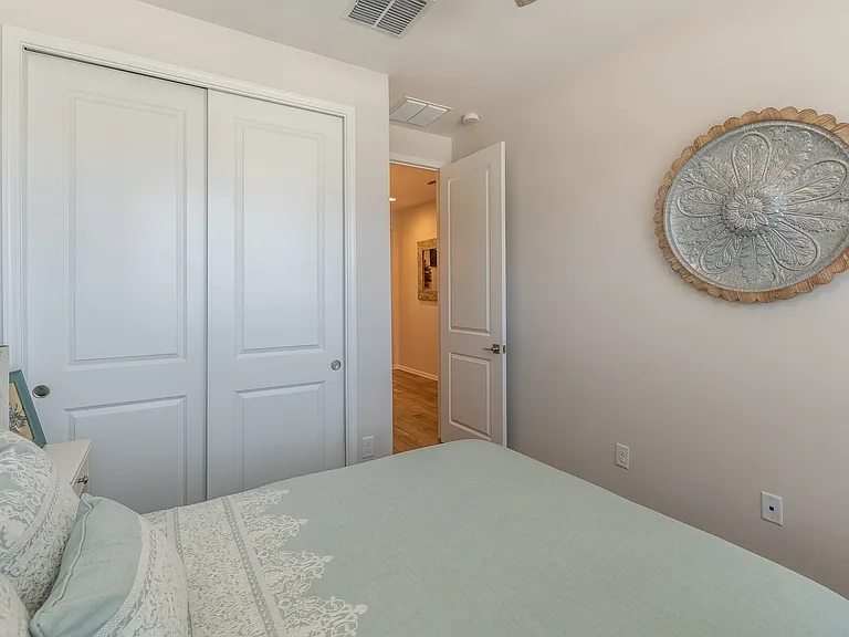 12088 E Ryscott Cir — Photo 8