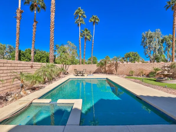 49035 Tango Ct, La Quinta, CA 92253