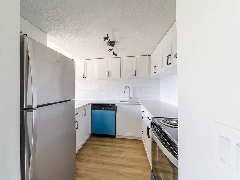 739 Bracewood Dr SW — Photo 55