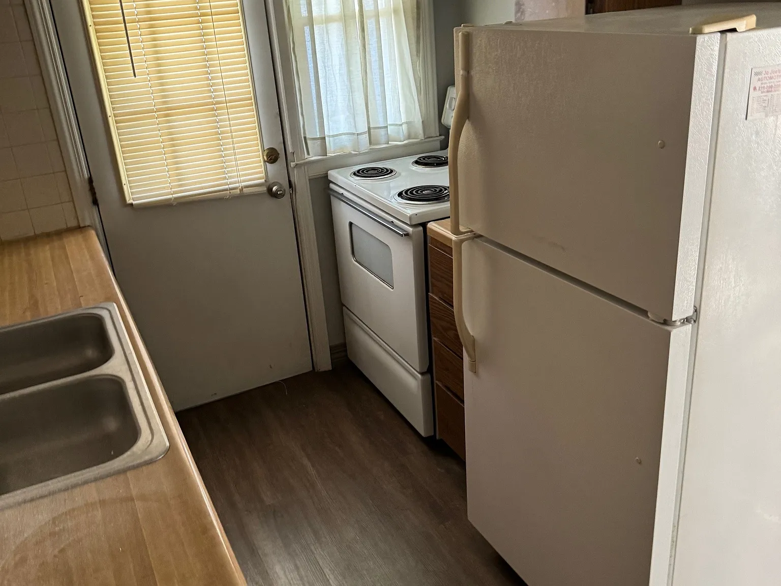 2 bed, 858 sqft, $1,150 — Photo 3