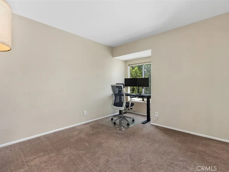115 Stanford Ct #50 — Photo 14