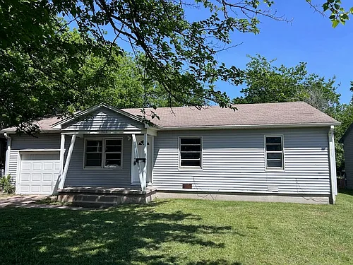 9119 E Oklahoma St Photo 1