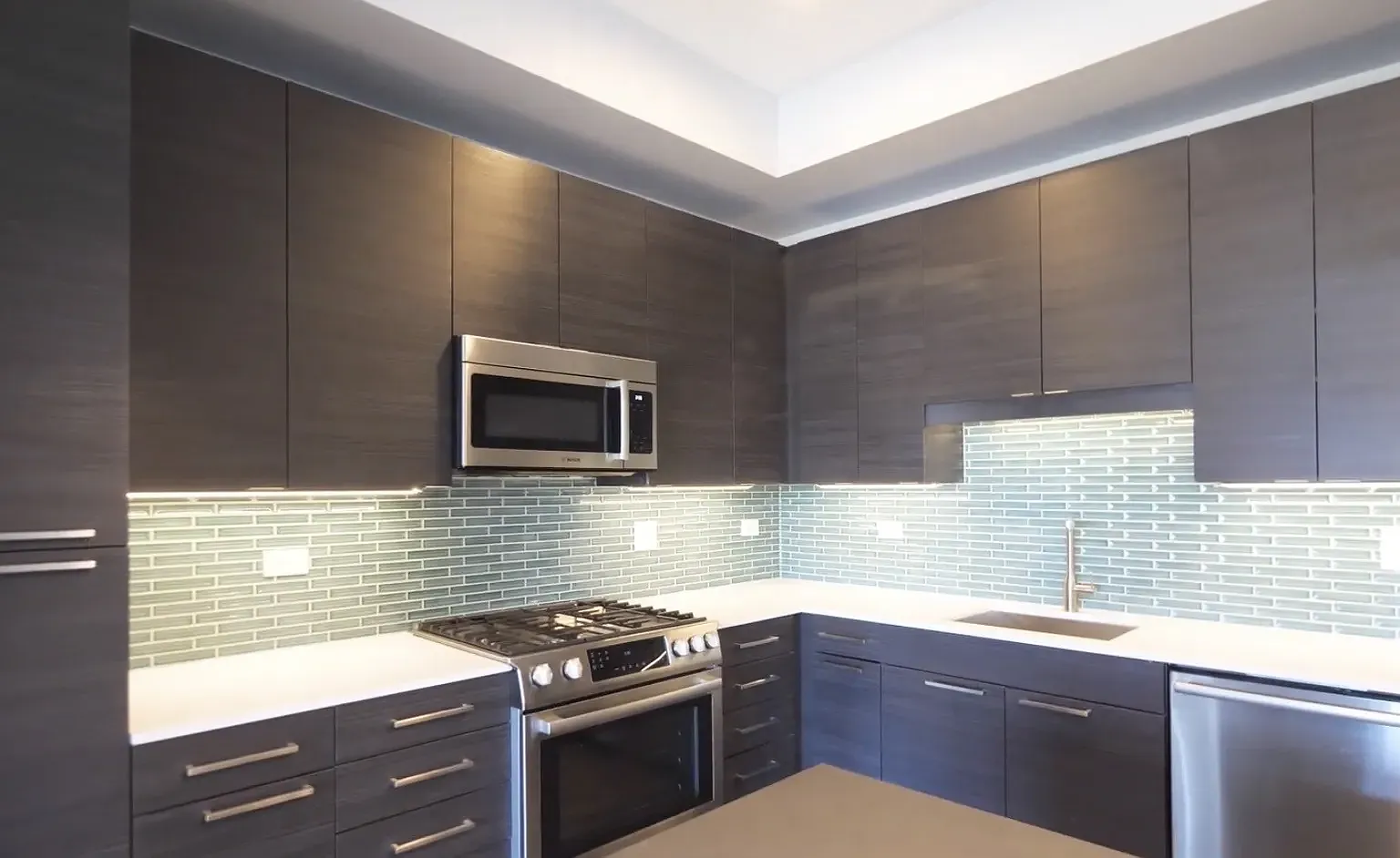 2 bed, 1272 sqft, $3,995 — Photo 1