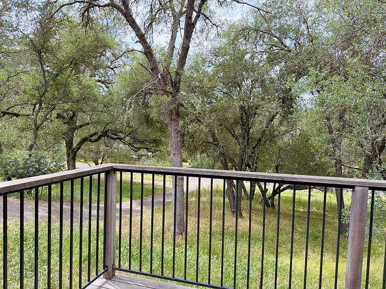 2401 Oakvale Dr — Photo 13