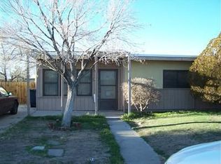 301 N Gold Canyon St, Ridgecrest, CA 93555