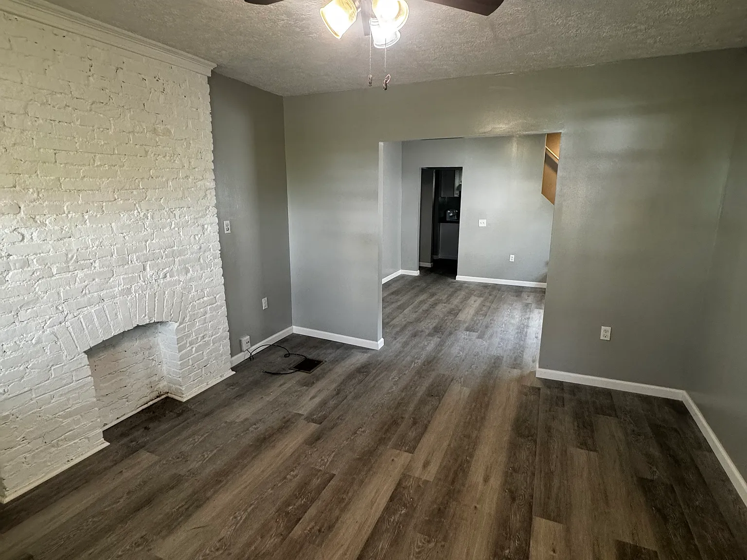 3 bed, 1092 sqft, $1,550 — Photo 3