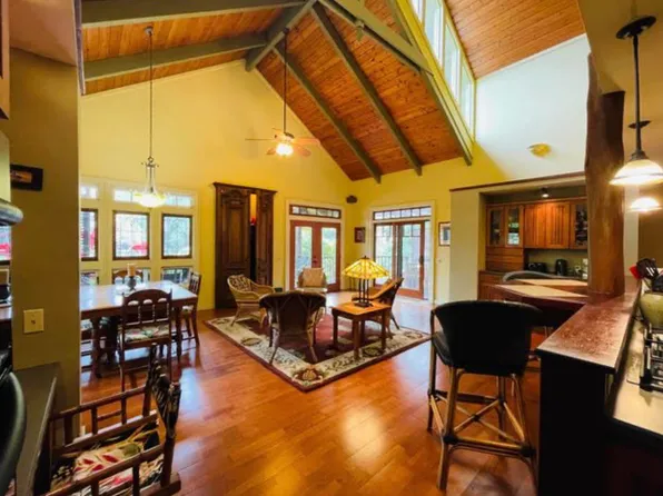 95-6097 Mamalahoa Hwy, Naalehu, HI 96772