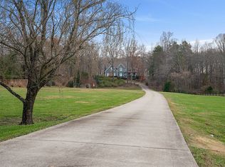 27 Carsons Creek Dr, Dawsonville, GA 30534