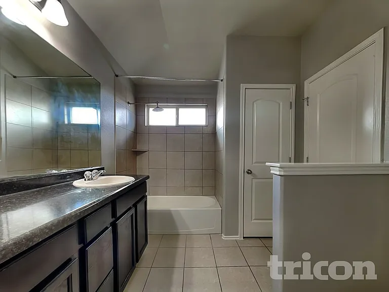 240 Dragon Ridge Rd — Photo 10