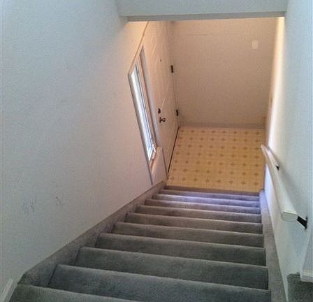 Upper unit (Stairs)