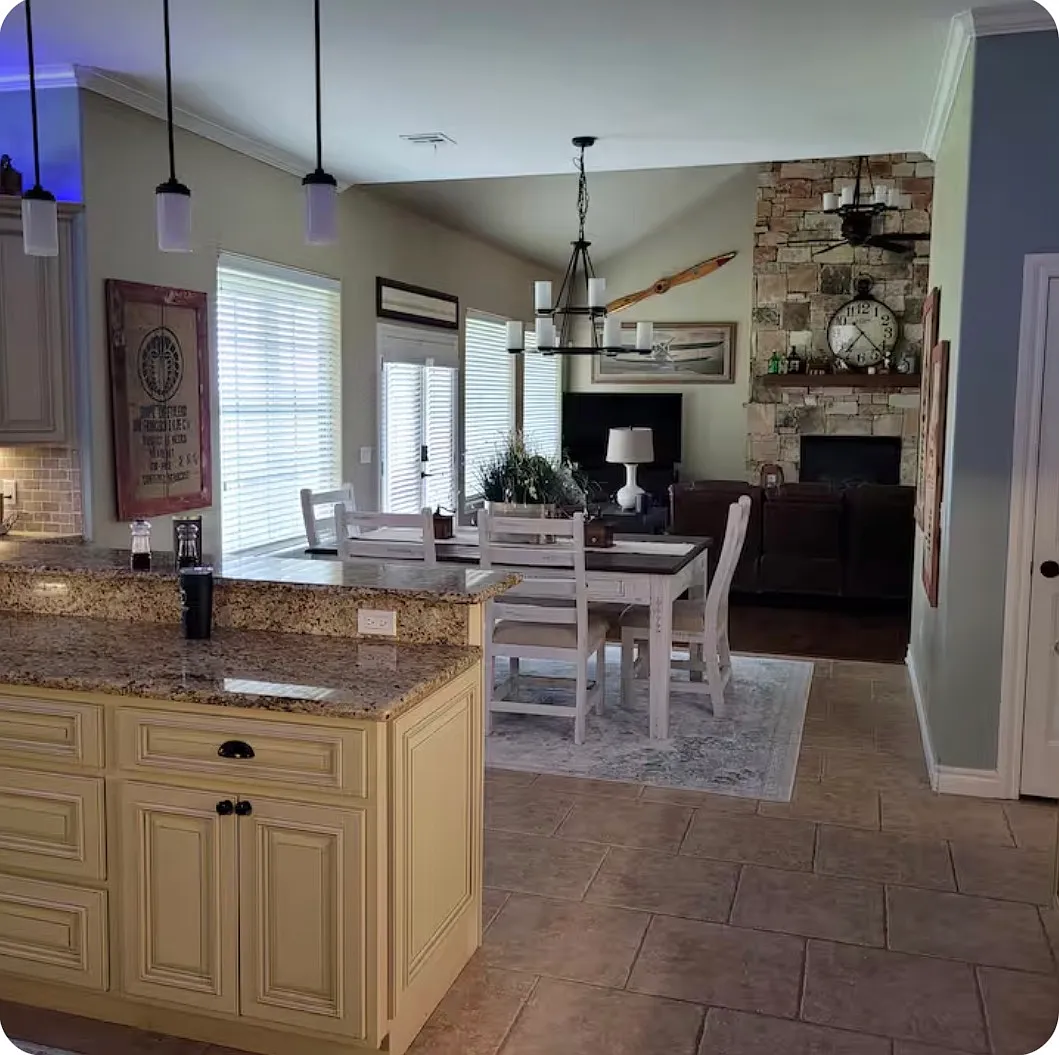 4 bed, 2624 sqft, $3,500 — Photo 4