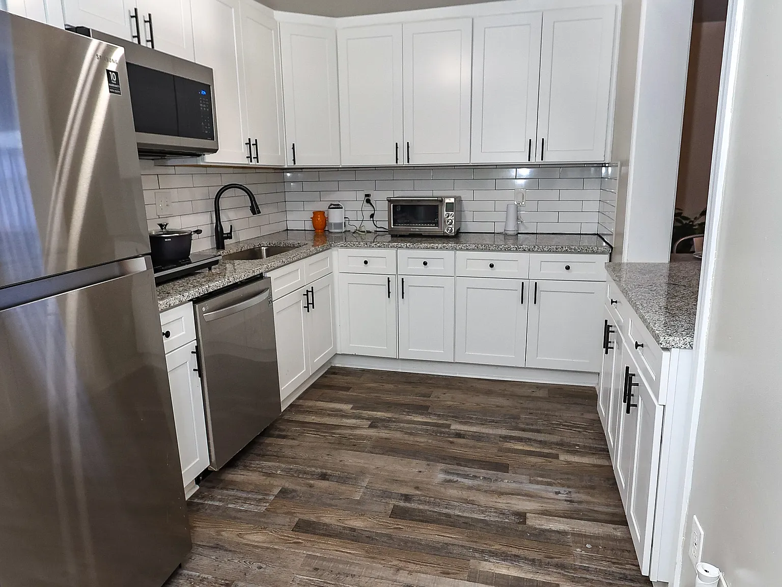 3 bed, 1800 sqft, $650 — Photo 4
