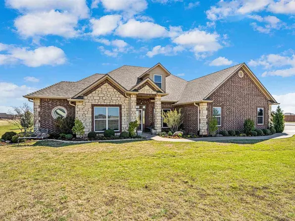 7306 SW Pecan Meadow Dr, Lawton, OK 73505