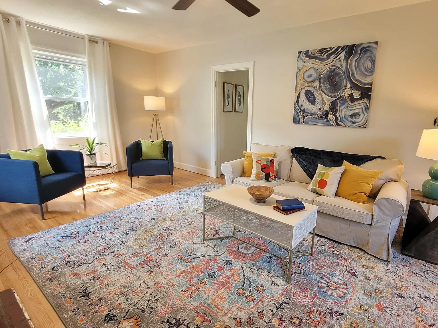 2 bed, 1344 sqft, $1,950 — Photo 2