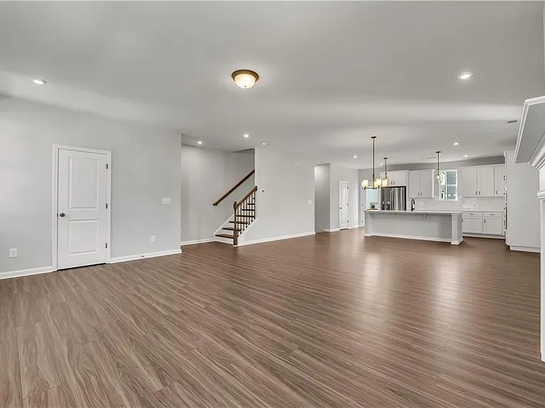 2440 Whistler Way — Photo 10