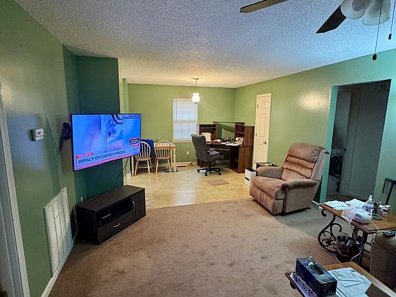 5th image of 71 Pleasant Valley Rd SE