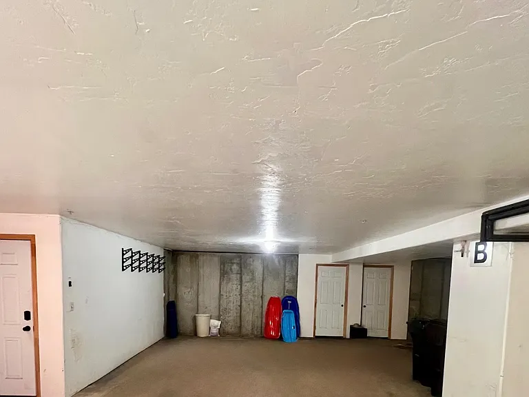 3984 N Timber Wolf Ln #8B — Photo 14