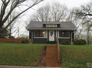 1605 McClellan St, Tama, IA 52339