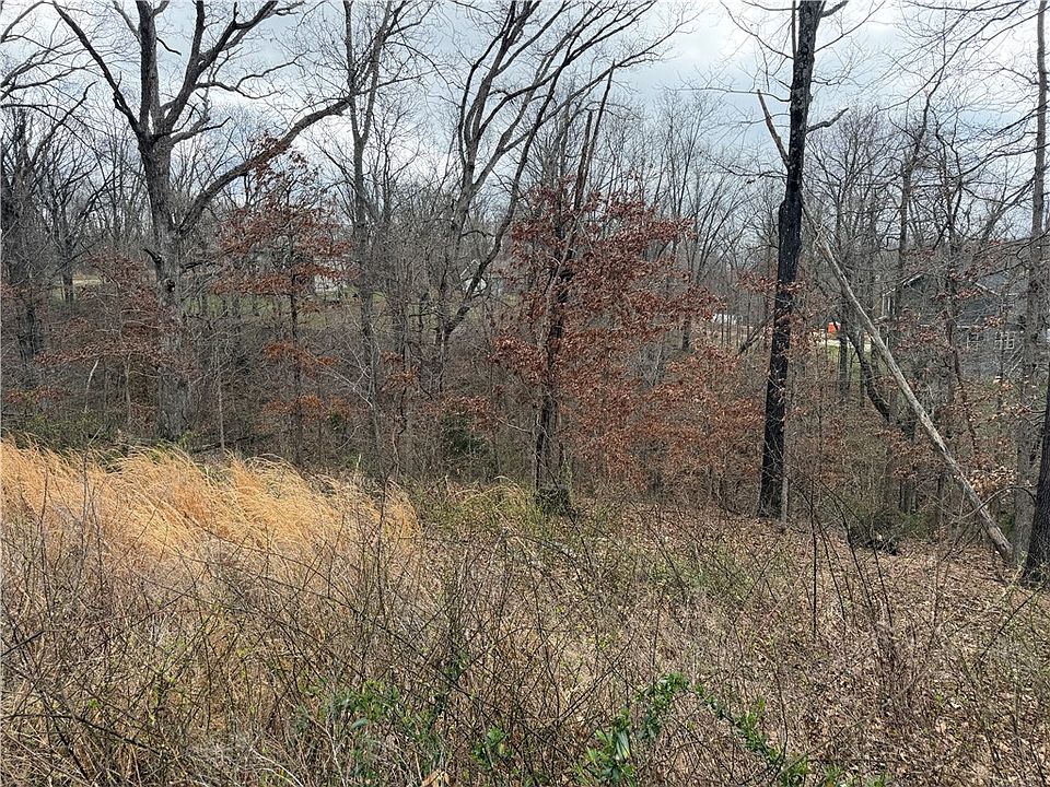 1st image of Ludborough Ln #17