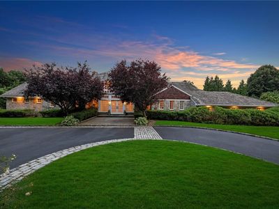 192 W Shore Road, Great Neck, NY, 11024