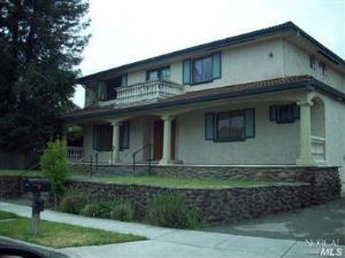 2nd image of 4001 Fairfax Dr