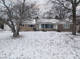 7516 Mayfield Rd, Chesterland, OH 44026