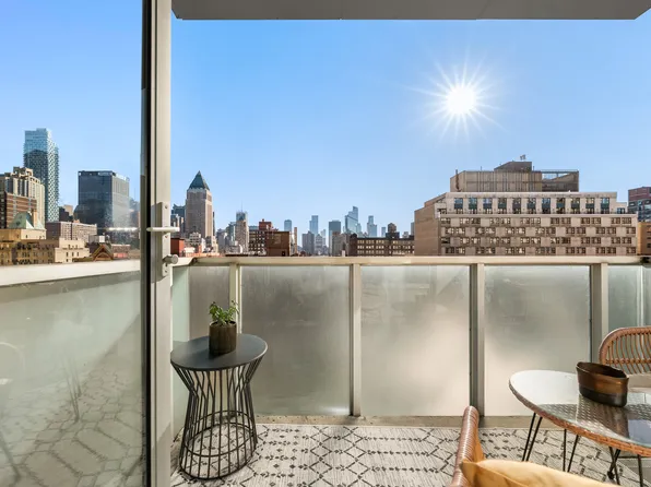 426 West 58th Street image 15 of 21