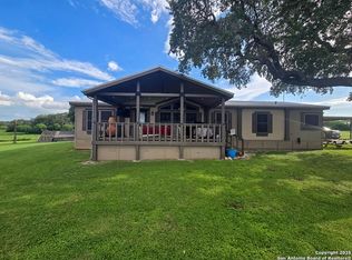 1174 Charco Rd, Tuleta, TX 78162
