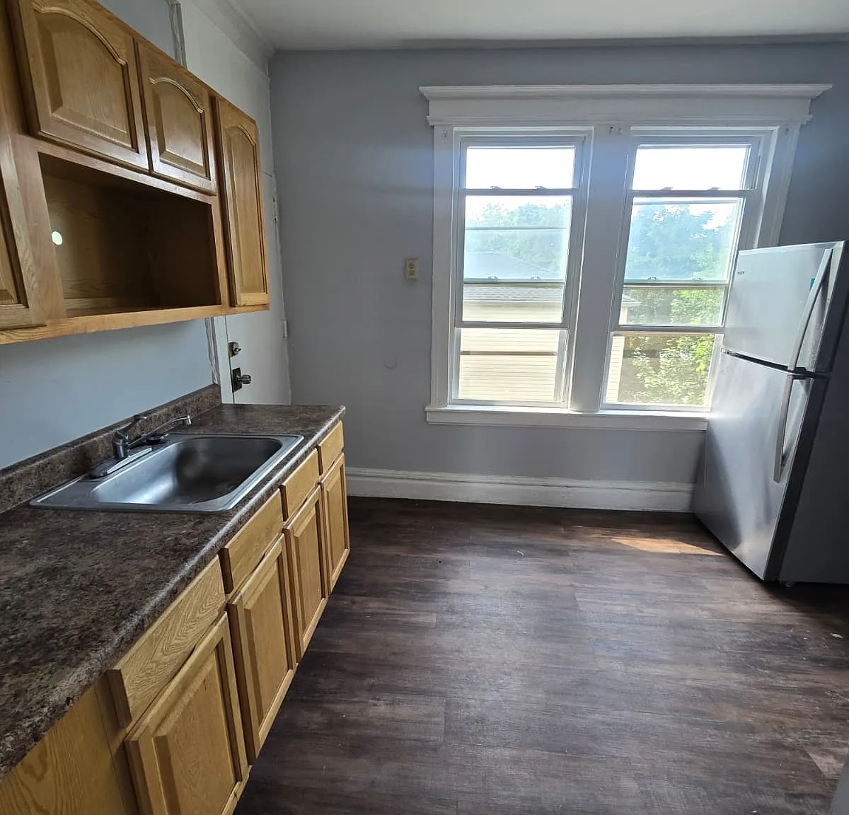 3 bed, $1,850 — Photo 1