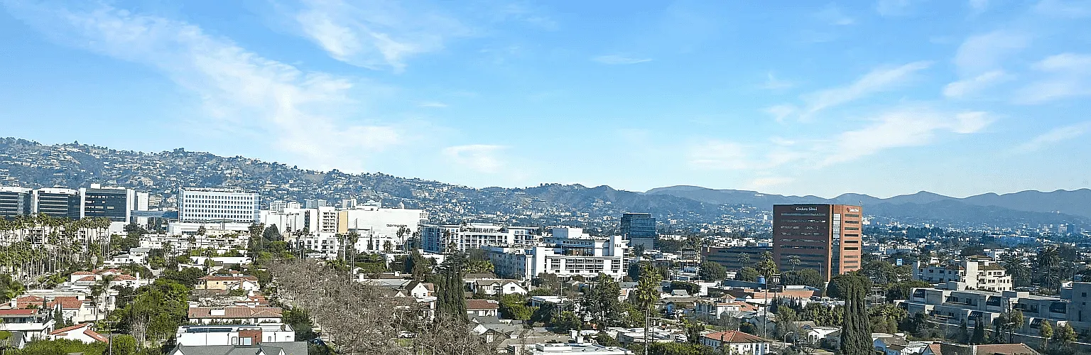 Blu Beverly Hills — Photo 4