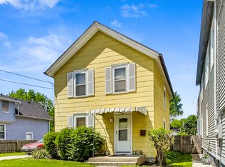 616 Pennsylvania Ave, Aurora, IL 60506