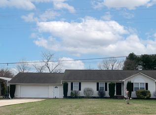 405 Seay Rd, Boiling Springs, SC 29316